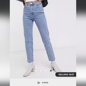 ASOS Stradivarius Mom Slim Fit Size 6